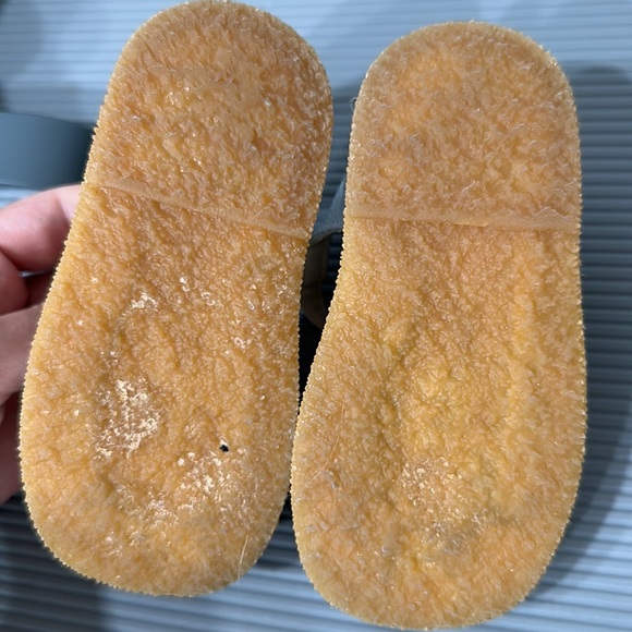 Almost new toke sandals made in brazil - Picture 3 of 4